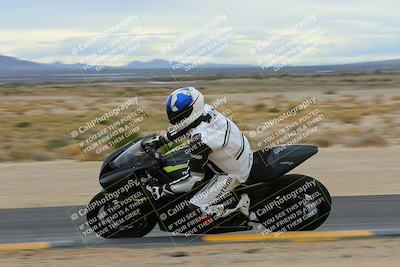 media/Jan-14-2023-SoCal Trackdays (Sat) [[497694156f]]/Turn 9 Inside (11am)/